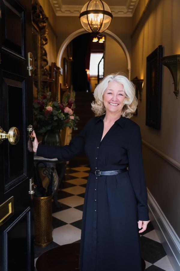 Henrys Townhouse Marylebone, London Hotell Exteriör bild